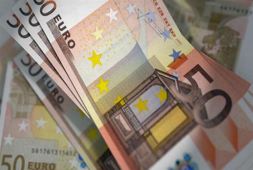 Επίδομα 300 ευρώ: Αυτοί οι συνταξιούχοι πάνε ταμείο - Πώς θα πάρετε τα λεφτά