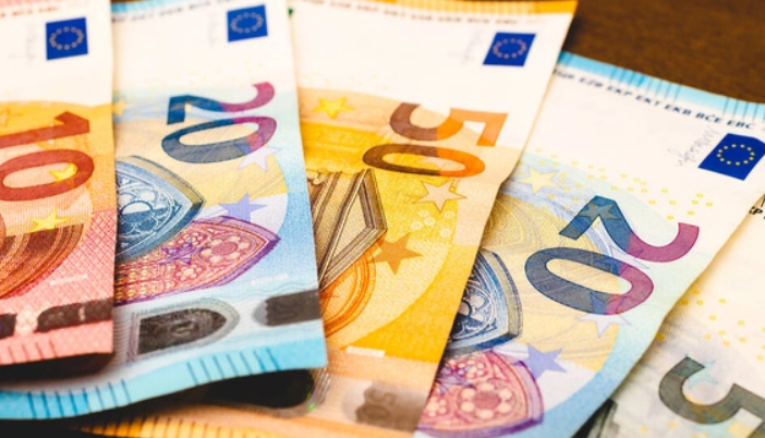 ΔΥΠΑ: «Σκάει» νέο επίδομα - Ποιοι θα πάρουν 400 ευρώ