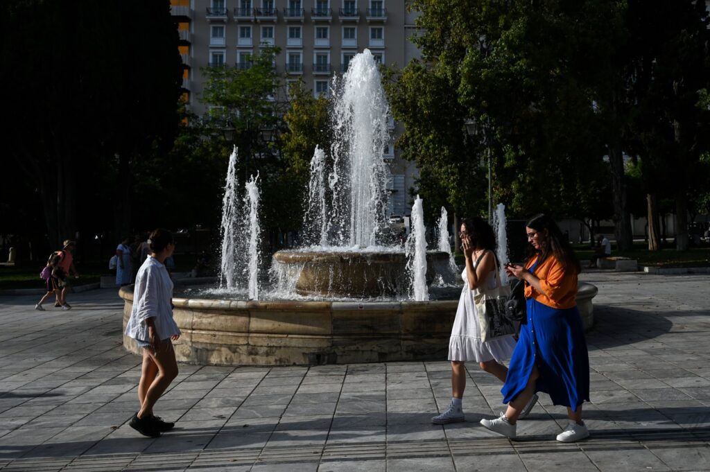 Καιρός: Καύσωνας τις επόμενες ημέρες - Πού χρειάζεται προσοχή